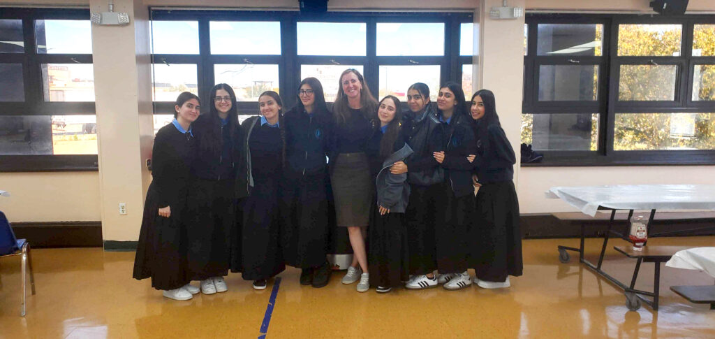 Assemblywoman Nily Rozic Visits JIQ